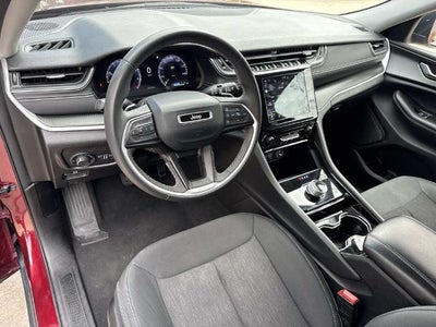 2023 Jeep Grand Cherokee L Laredo