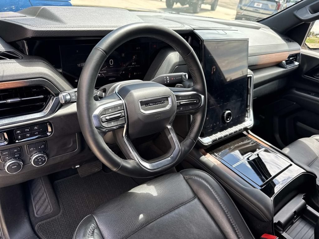 2025 GMC Yukon Denali