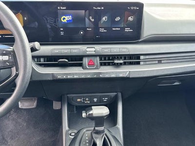 2025 Kia K4 LXS