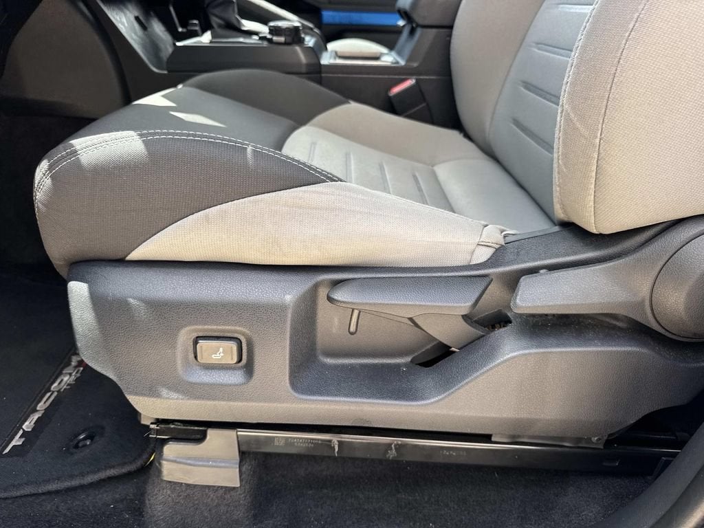 2025 Toyota Tacoma 4WD SR