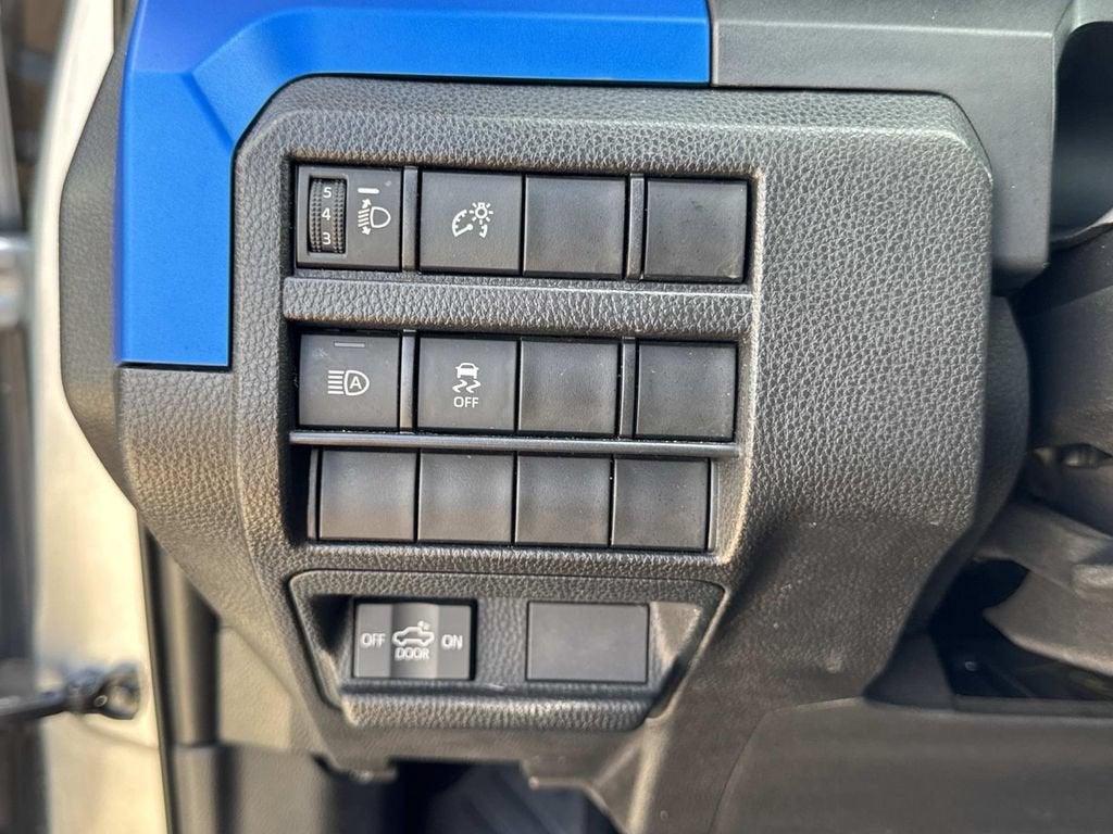 2025 Toyota Tacoma 4WD SR