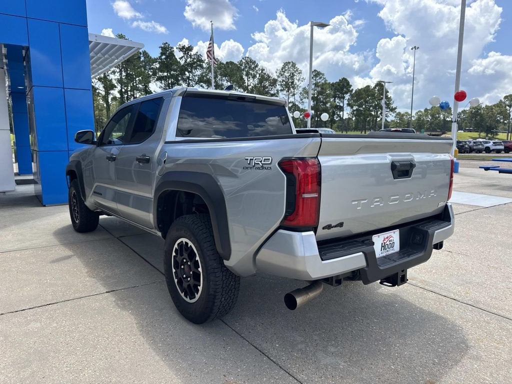 2025 Toyota Tacoma 4WD SR
