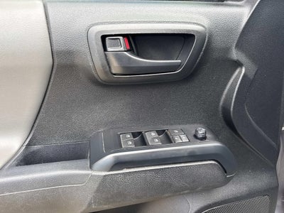 2022 Toyota Tacoma 2WD SR