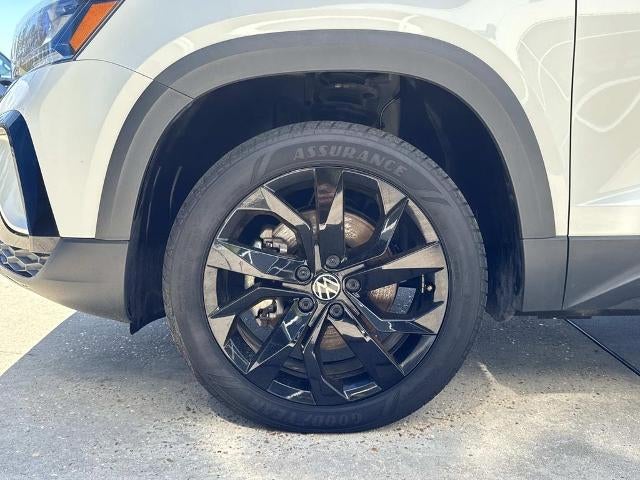 2024 Volkswagen Taos SE