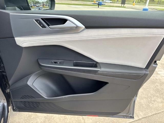 2025 Volkswagen Taos SE