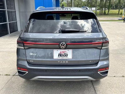 2025 Volkswagen Taos SE