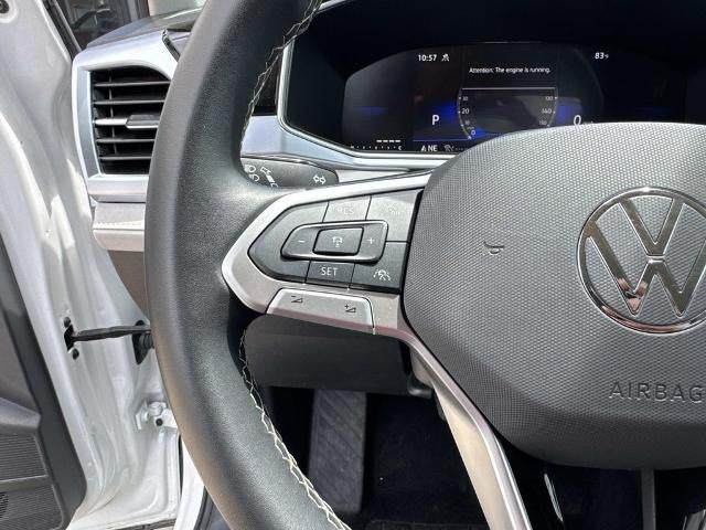 2025 Volkswagen Taos SE