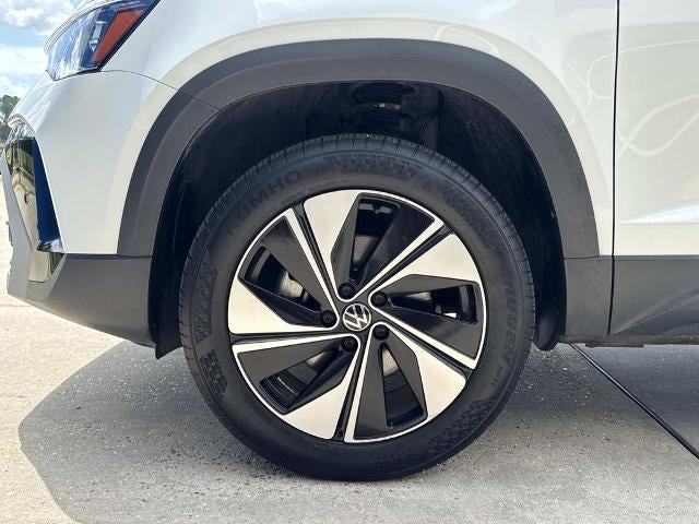 2025 Volkswagen Taos SE