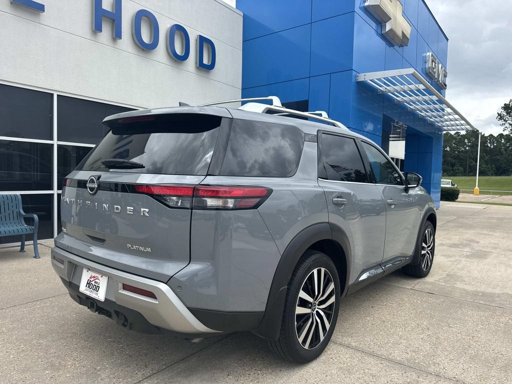 2024 Nissan Pathfinder Platinum
