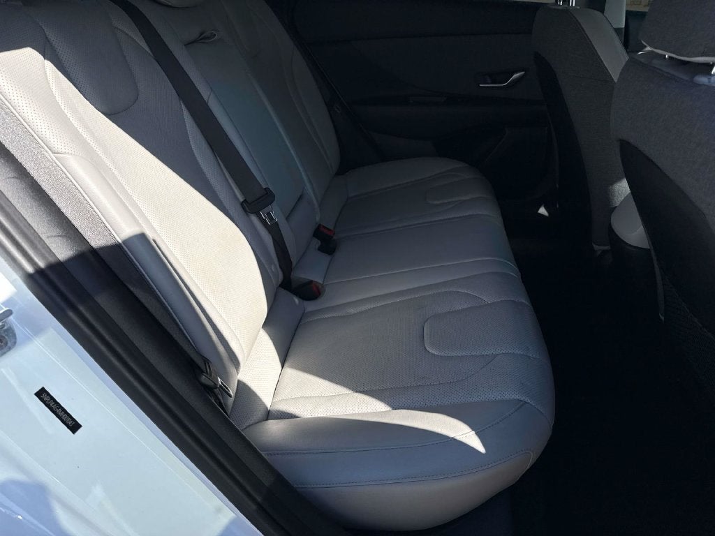 2021 Hyundai Elantra Limited
