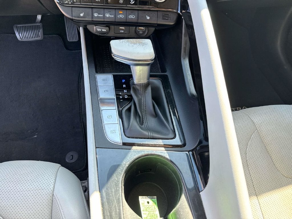 2021 Hyundai Elantra Limited