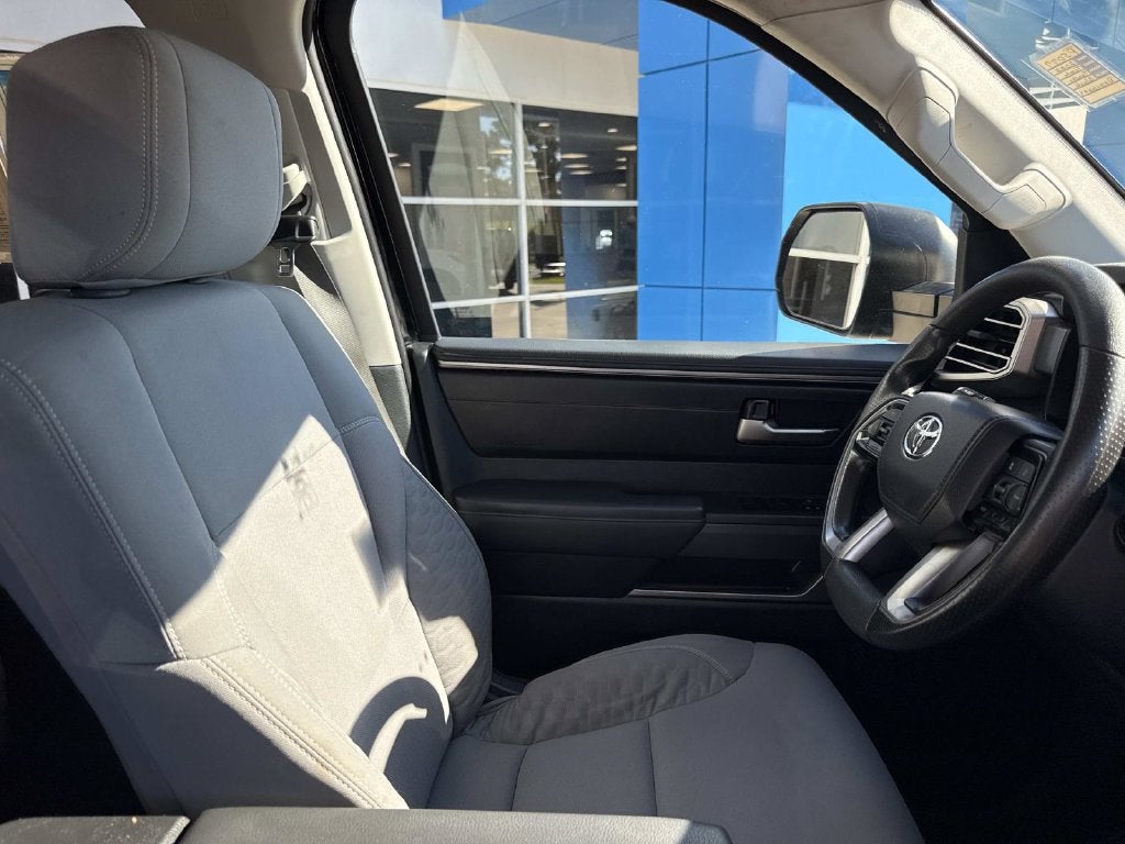 2022 Toyota Tundra 2WD SR5
