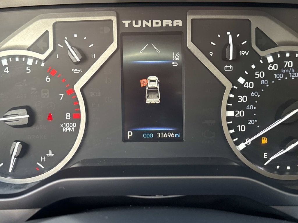 2022 Toyota Tundra 2WD SR5