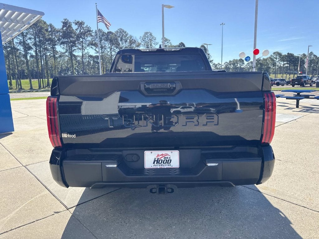 2022 Toyota Tundra 2WD SR5