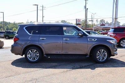 2024 INFINITI QX80 LUXE