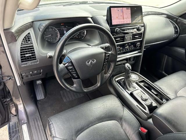 2024 INFINITI QX80 LUXE
