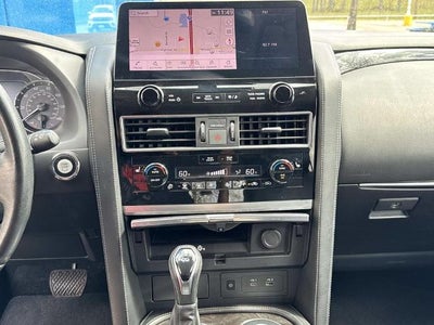 2024 INFINITI QX80 LUXE