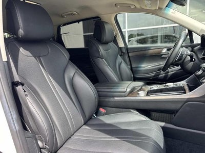 2024 Genesis GV80 Base