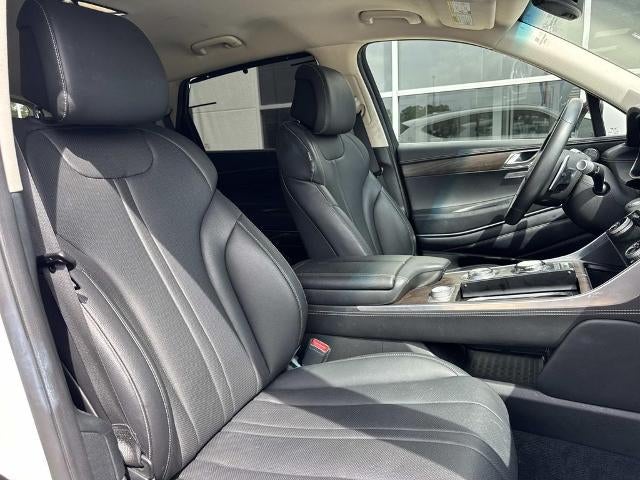 2024 Genesis GV80 Base