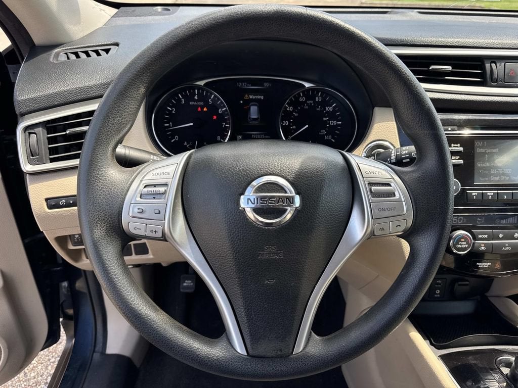 2016 Nissan Rogue SV